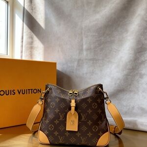 Louis Vuitton Odéon MM